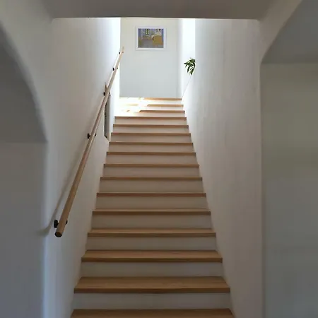 Fara Szálloda Postupice